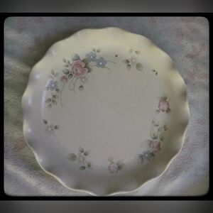 Vintage Pfaltzgraff Tea Rose Floral Round 12" Fluted Pie Plate Or Serving Dish